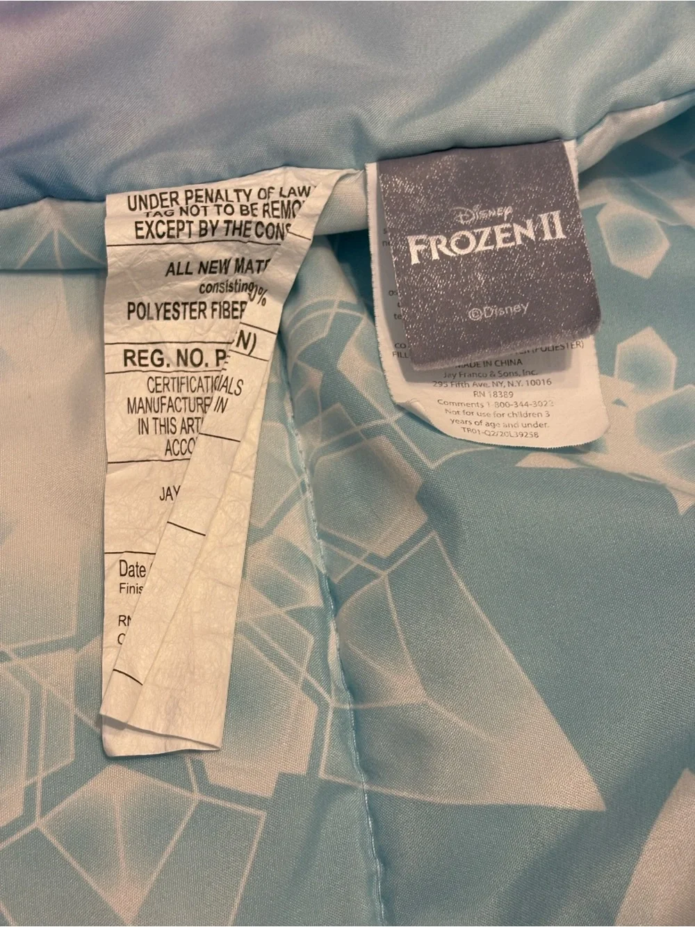 Disney Frozen 2 Comforter Queen Full Elsa Reversible Snowflake Pattern on Back